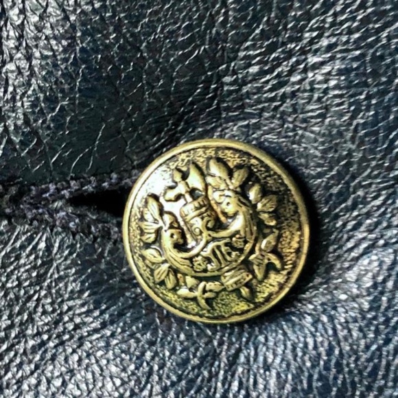 Vintage Hudson’s Bay navy blue soft leather coat - Picture 2 of 5